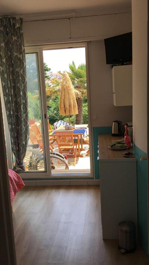 شقة بياريتز  في Petit Studio Terrasse Rez De Jardin Piscine Sur L'Ocean المظهر الخارجي الصورة